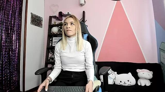 Missvalu from StripChat