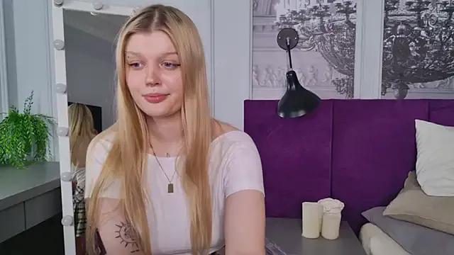 Miuu_miuu from StripChat