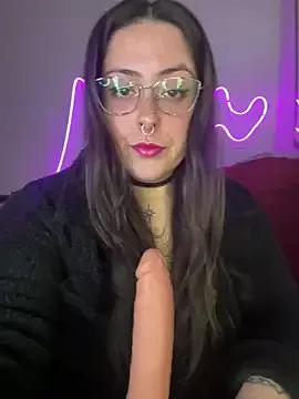Mizztikaa from StripChat