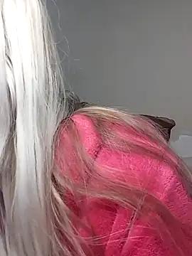 Mllesha74000 from StripChat