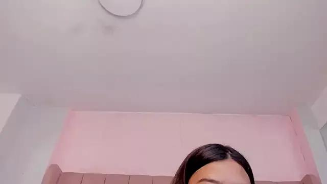 MollyBigBoobs12 from StripChat
