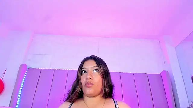 MollyBigBoobs12 from StripChat