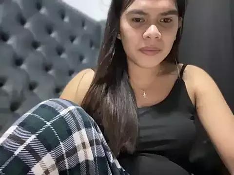 Mollylicious from StripChat