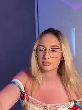 mollyxxx from StripChat