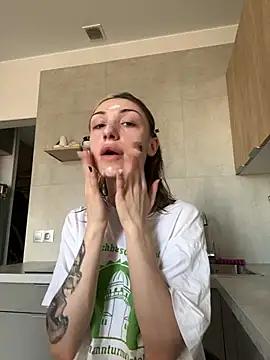 mollyyank from StripChat