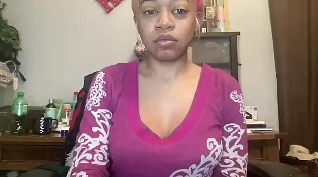 MommyConfident from StripChat