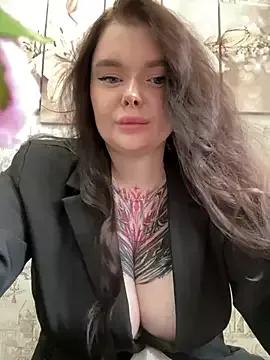 MommyDimitrescu_ from StripChat