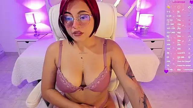 MonieLodge from StripChat is Freechat