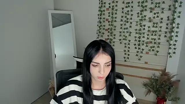 MonikaJane from StripChat is Freechat