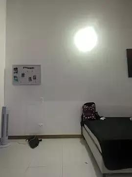 moniquerainx from StripChat is Freechat