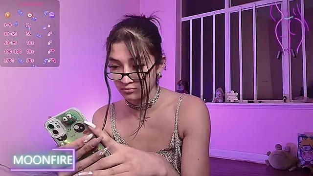 moonfiredancer from StripChat