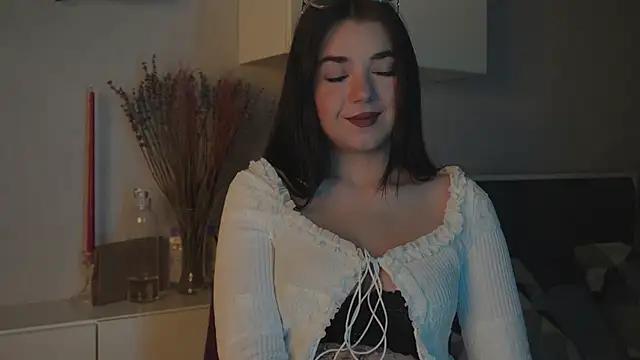 moony_mary from StripChat