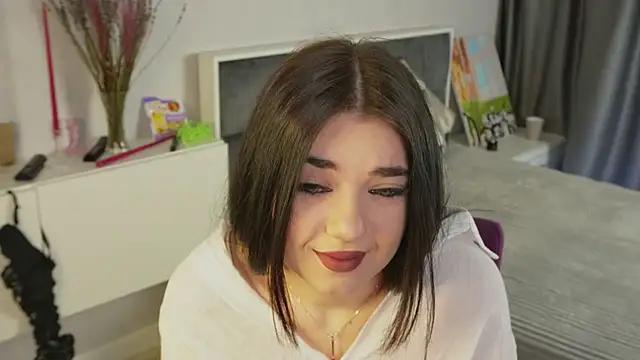 moony_mary from StripChat