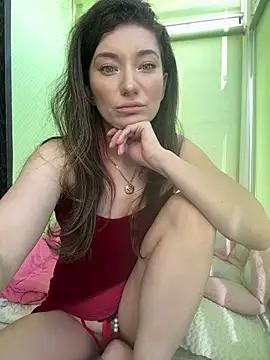 MooonReal from StripChat