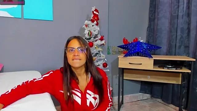 naanny25 from StripChat