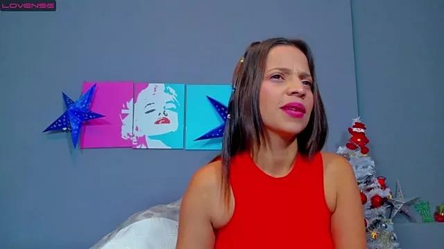 naanny25 from StripChat