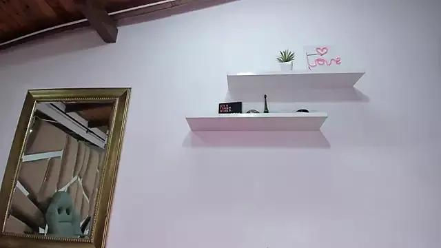 naia_blessed from StripChat