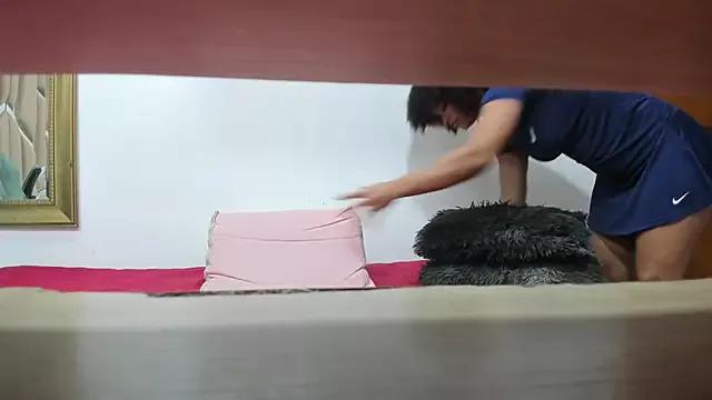 naia_blessed from StripChat