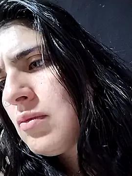 Naiara_Love from StripChat is Freechat