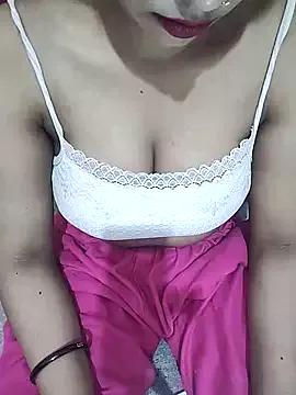 nainacutegic from StripChat