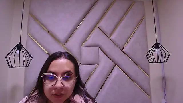 nalalye_cruzz_ from StripChat