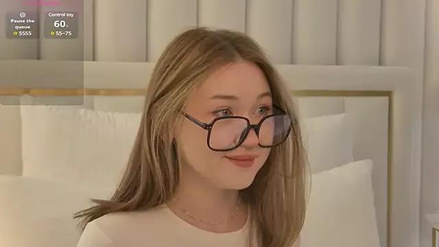 NancySmitts from StripChat