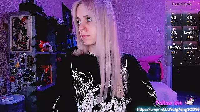 NaniMoore from StripChat