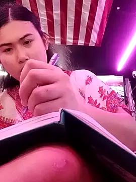 NannyNannybabe from StripChat
