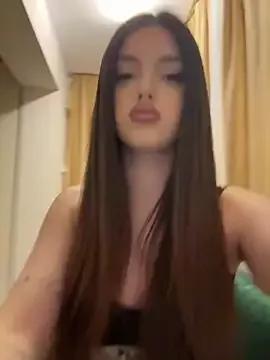 NaomiMulan from StripChat is Freechat
