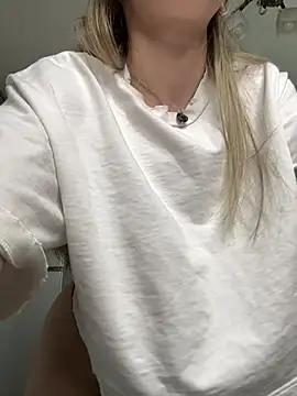 NataChristat from StripChat
