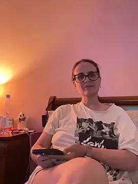 NataKitten from StripChat is Freechat