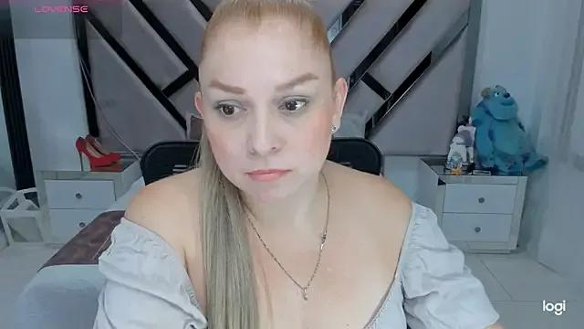 natalia5560 from StripChat is Freechat