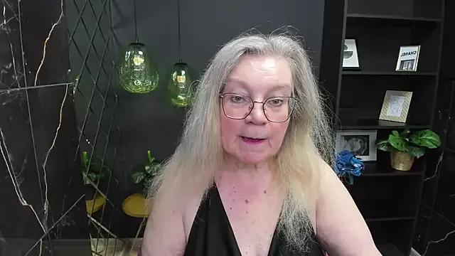 NataliMellow from StripChat