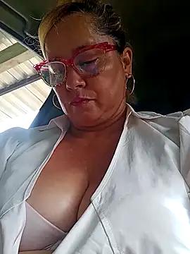 natally_ross21 from StripChat