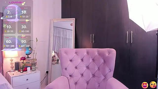 natashaleightt from StripChat