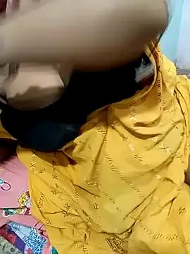 Naughty-Chaaya from StripChat is Freechat