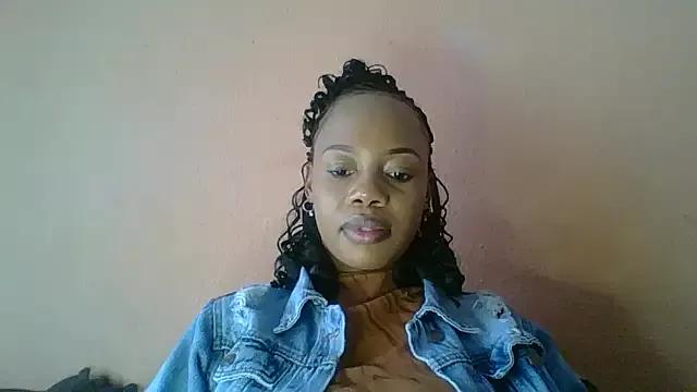 NAUGHTYSHALOTXX from StripChat is Freechat