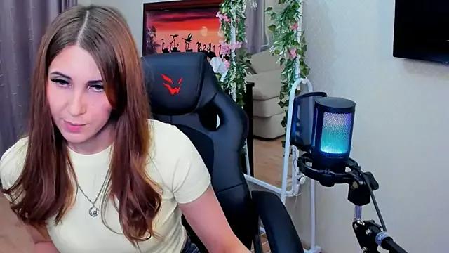 Nelliess from StripChat