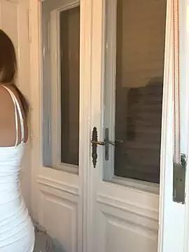 NellyExtraa from StripChat