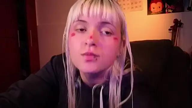 NEXT_DOOR_GIRL_ from StripChat is Freechat