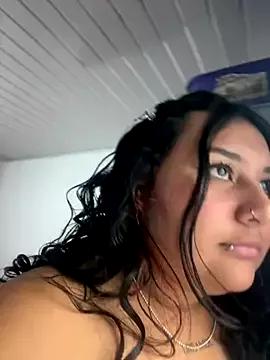 Nicky-222 from StripChat is Freechat