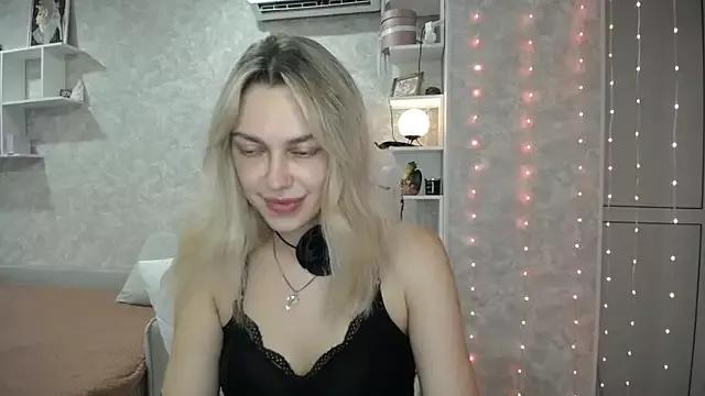 NickyAdamidi from StripChat is Freechat