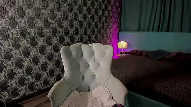 Girls: try live performances with matured performers, from dancing to quirks, in a variety of beautiful sex cams.