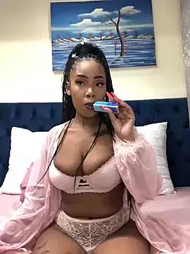 Nicole_Liam_ from StripChat is Freechat
