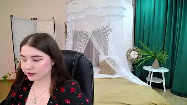 NicoleFoxery from StripChat is Freechat