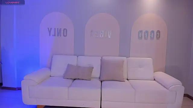 Girls: try live performances with matured performers, from dancing to quirks, in a variety of beautiful sex cams.