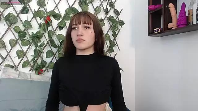 nicollegp from StripChat is Freechat