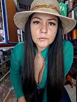 Niidia from StripChat