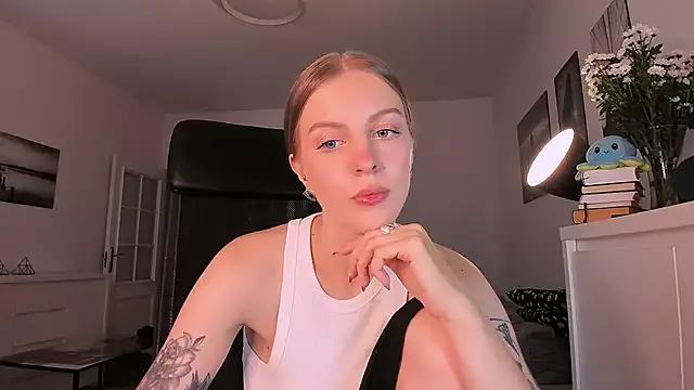 NikaCherie from StripChat is Freechat
