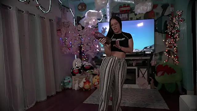 Nikki_Torres from StripChat